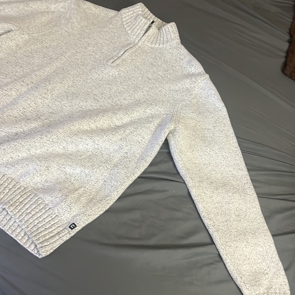 Chaps Long Sleeve Sweater - Picture 3 of 5